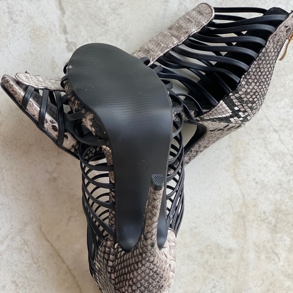 Women heels - Picture 3 of 8